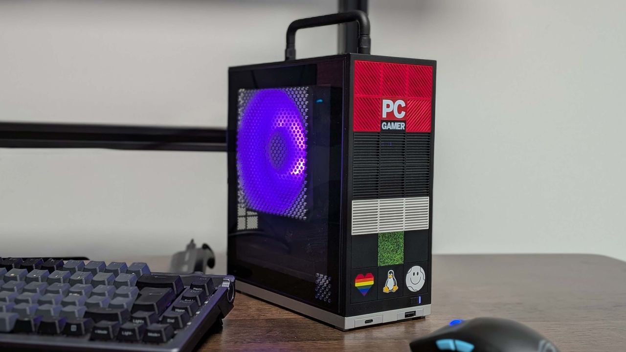 Компактный дизайн Framework Desktop обманчиво мил, ведь внутри скрывается мощная вычислительная сила, делающая его лучшим мини-ПК для задач искусственного интеллекта.