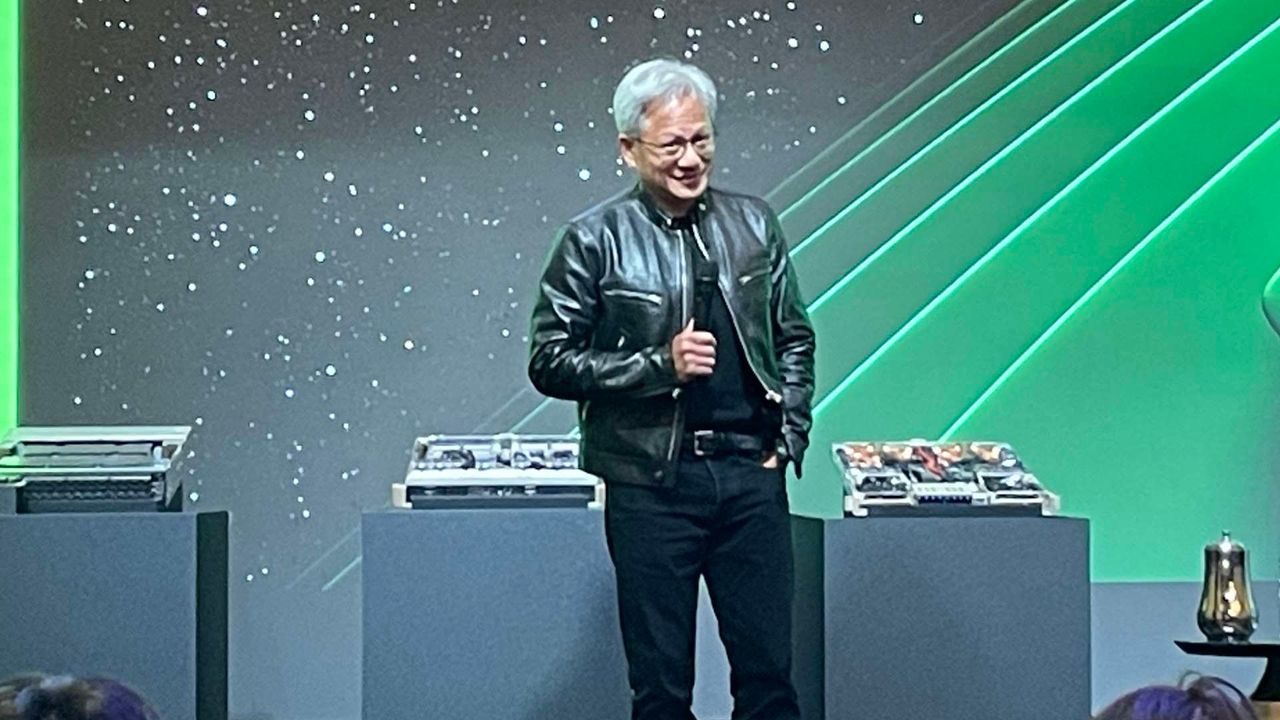 Генеральный директор Nvidia допустил возможность внедрения новых технологий ИИ в старые поколения GPU
